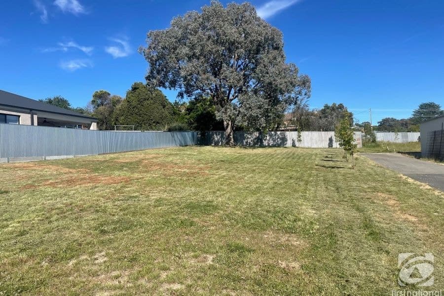 13 Foundry Place, Beechworth VIC 3747, Beechworth - Image 1