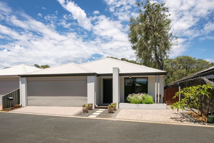 14 Casselton Loop, Geographe WA 6280, Geographe - Image 1