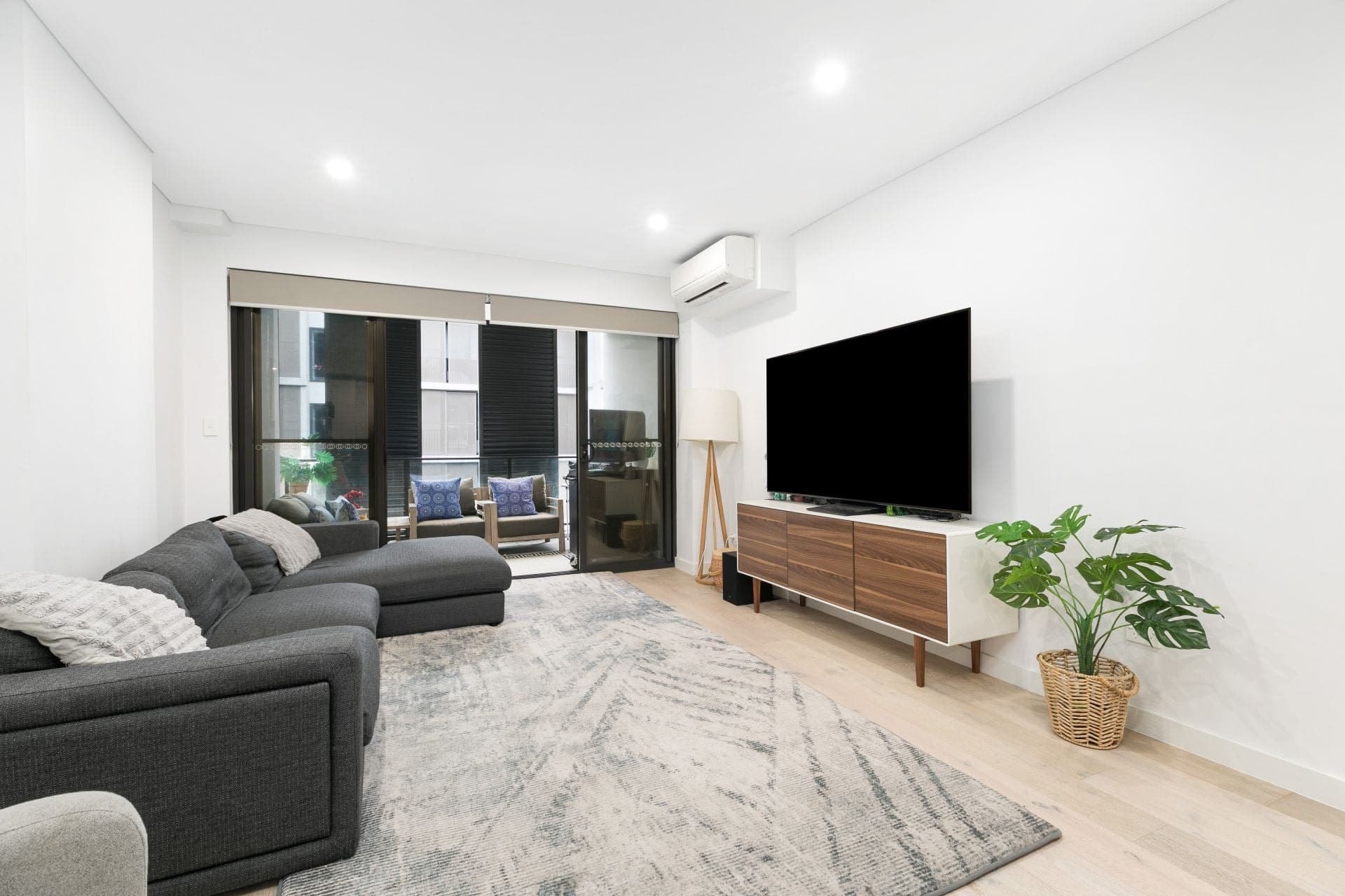 305/315 Taren Point Road, Caringbah, Caringbah - Thumbnail 4