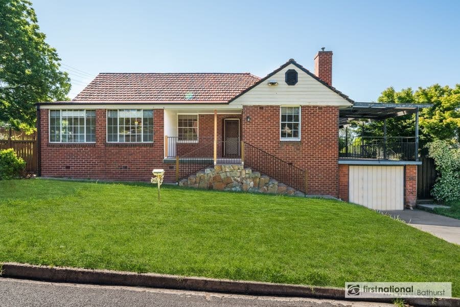 260 Lambert Street, Bathurst NSW 2795, Bathurst - Image 1