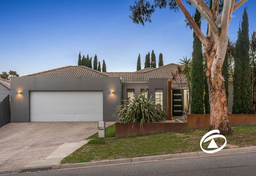 30 Lorikeet Drive, Berwick VIC 3806, Berwick - Image 1