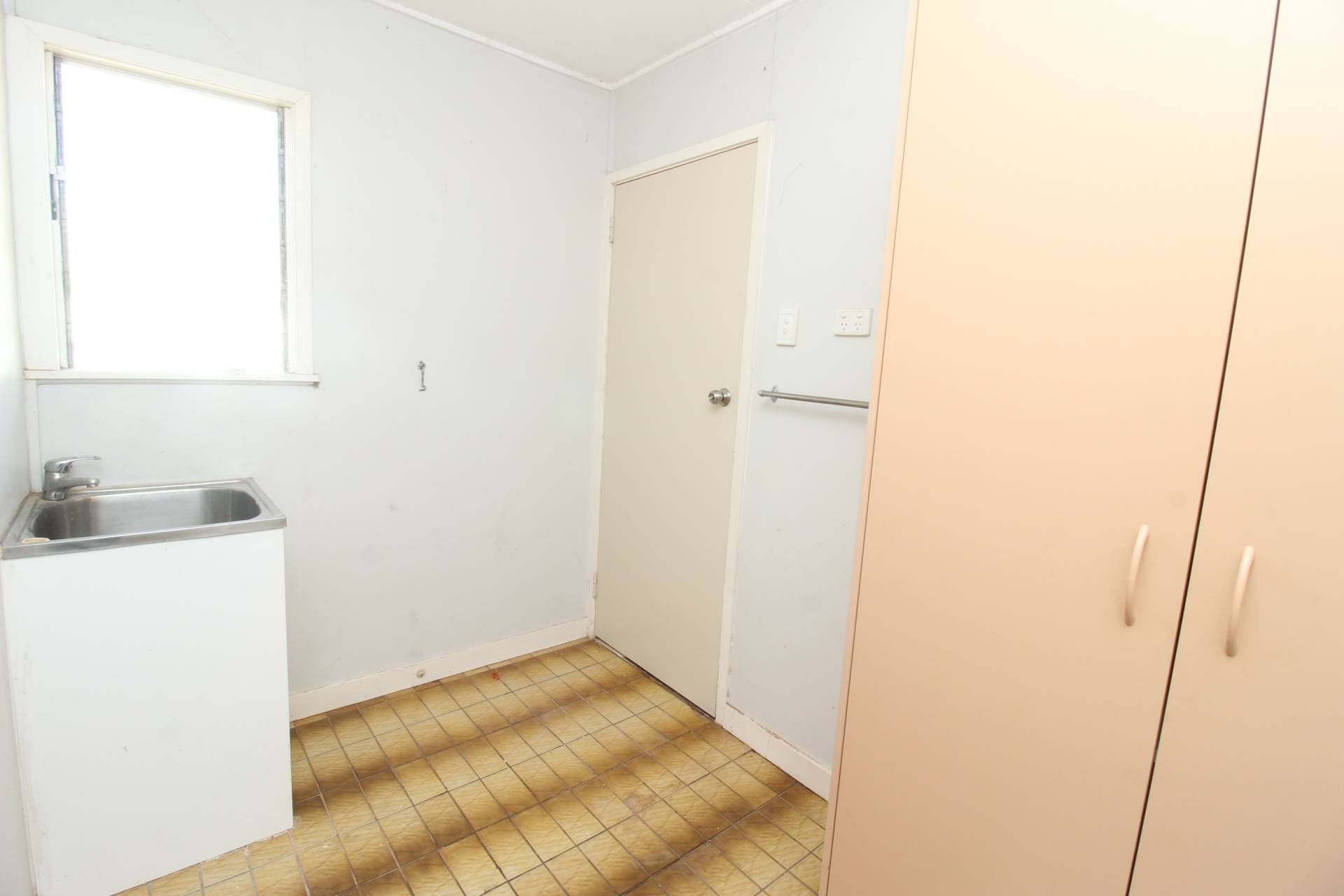12 Gemini St, Mount Isa, Mount Isa - Thumbnail 5