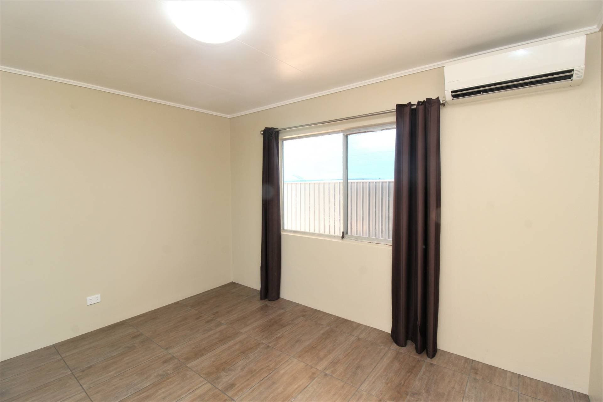 30 Noakes Ave, Mount Isa, Mount Isa - Thumbnail 8