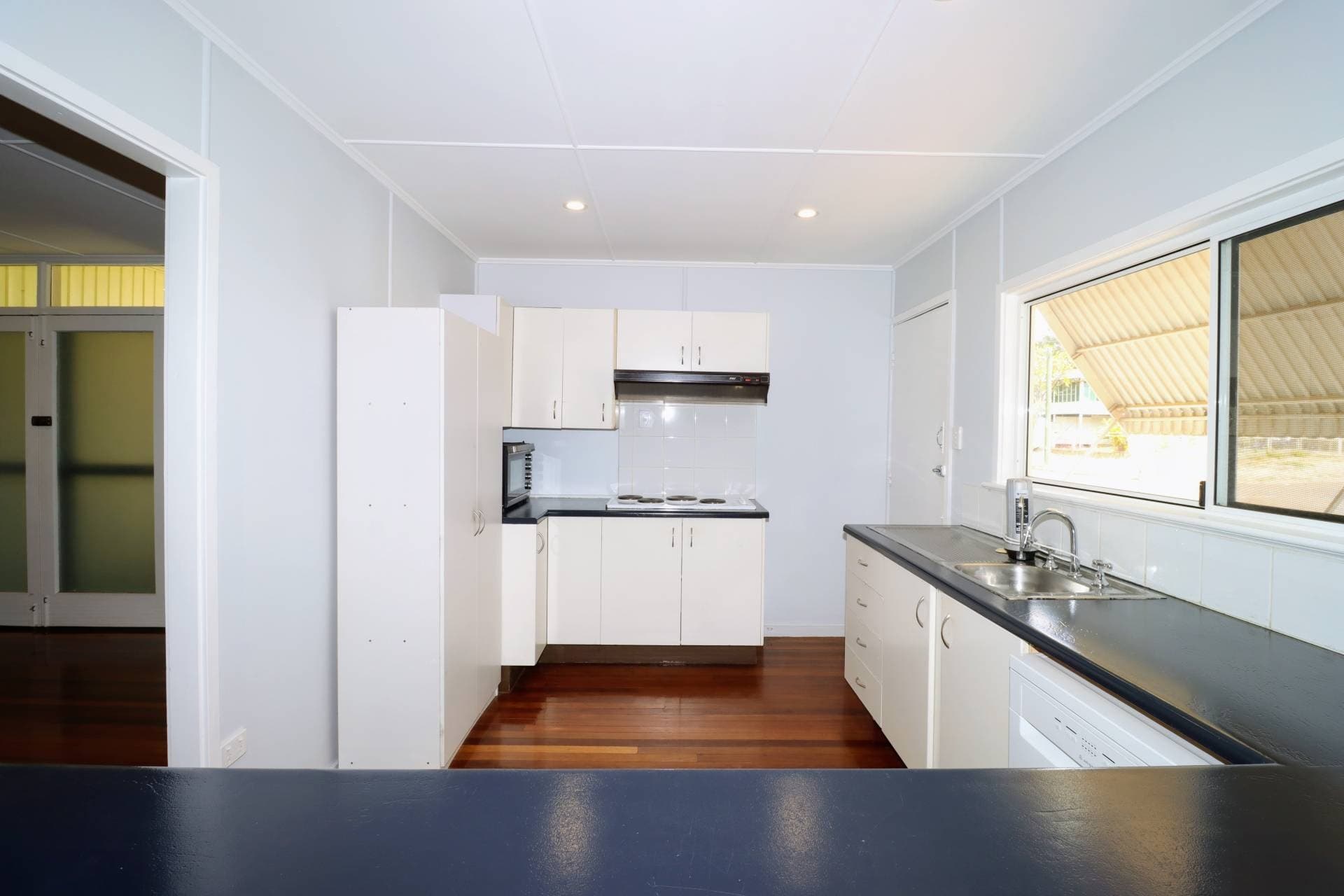 14 Seventeenth Ave, Mount Isa, Mount Isa - Thumbnail 3