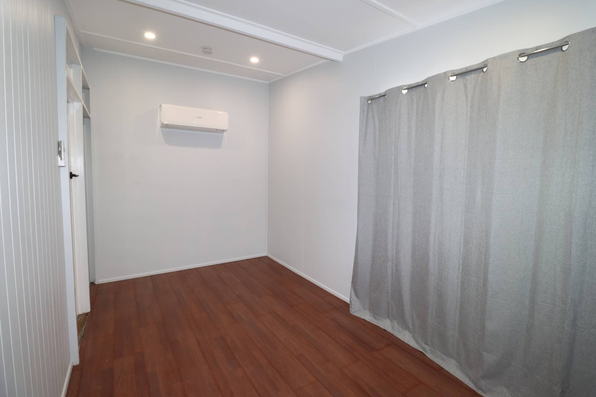 14 Seventeenth Ave, Mount Isa, Mount Isa - Thumbnail 7