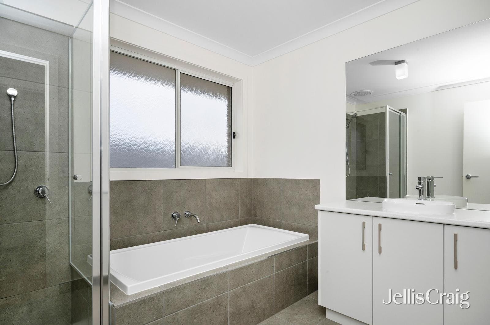 15 Adrianus Street, Alfredton, Alfredton - Image 1