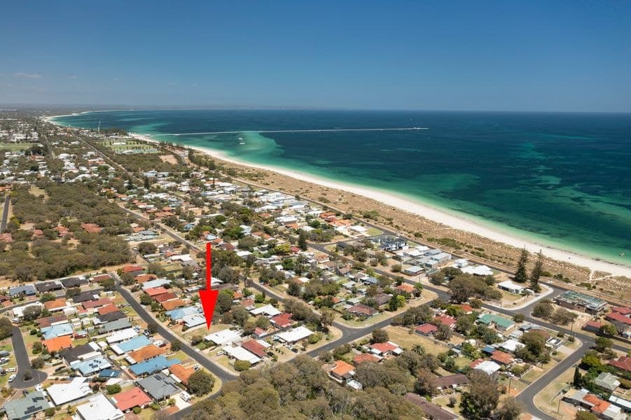 5 Honeyeater Crescent, Geographe WA 6280, Geographe - Image 1