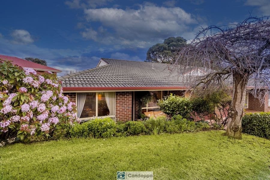 18 Flax Mill Close, Drouin VIC 3818, Drouin - Image 1
