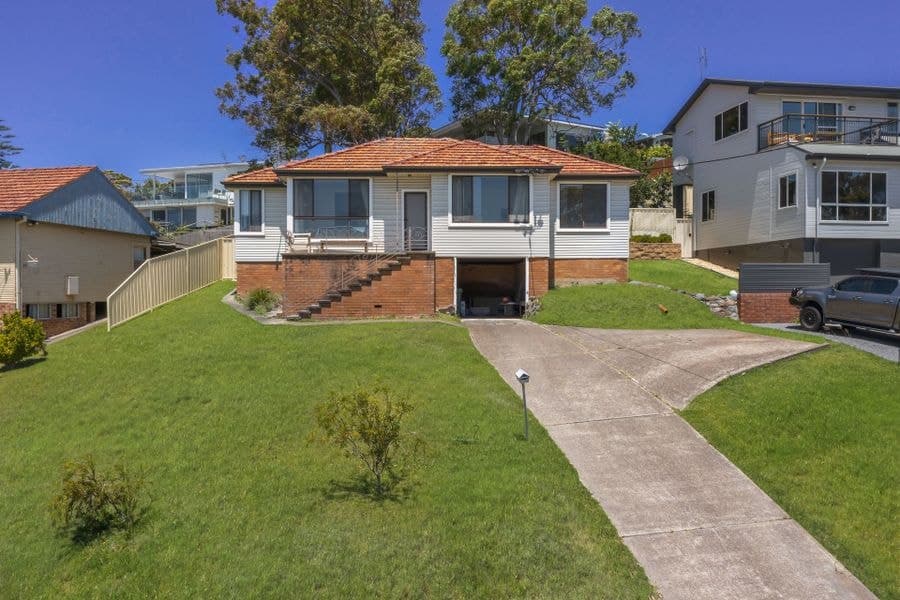 17 Yule Road, Merewether NSW 2291, Merewether - Image 1