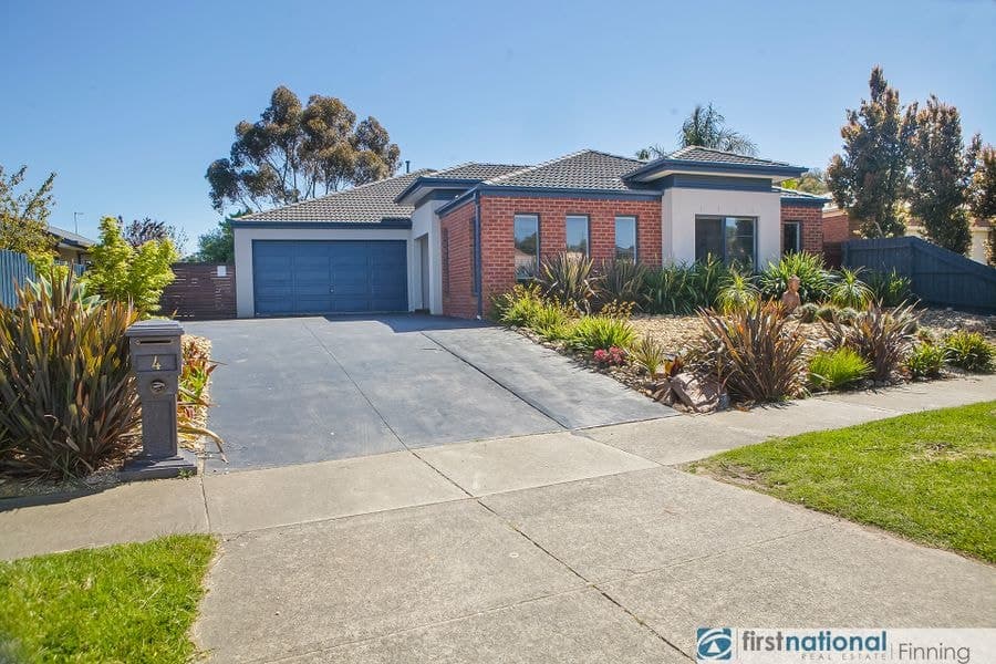 4 Whitcombe Mews, Cranbourne VIC 3977, Cranbourne - Image 1