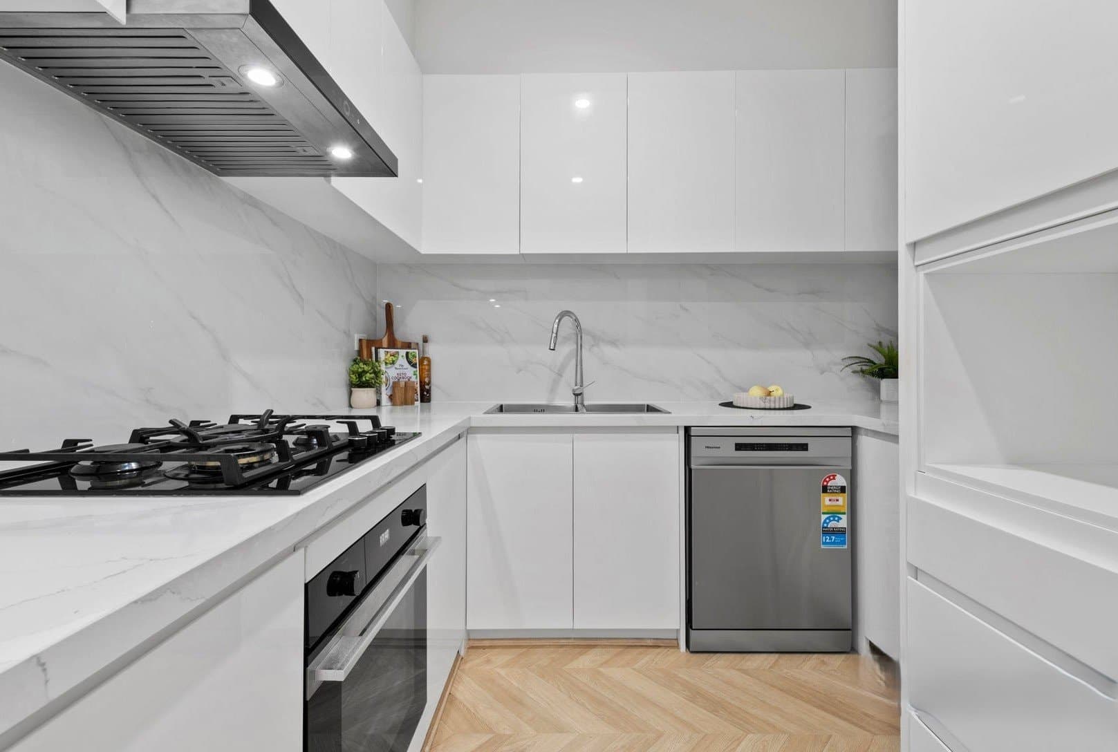 1/243 Oriel Road, Heidelberg West - Thumbnail 4