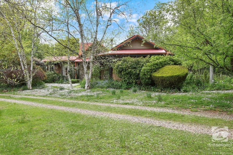 23 Masons Road, Beechworth VIC 3747, Beechworth - Image 1