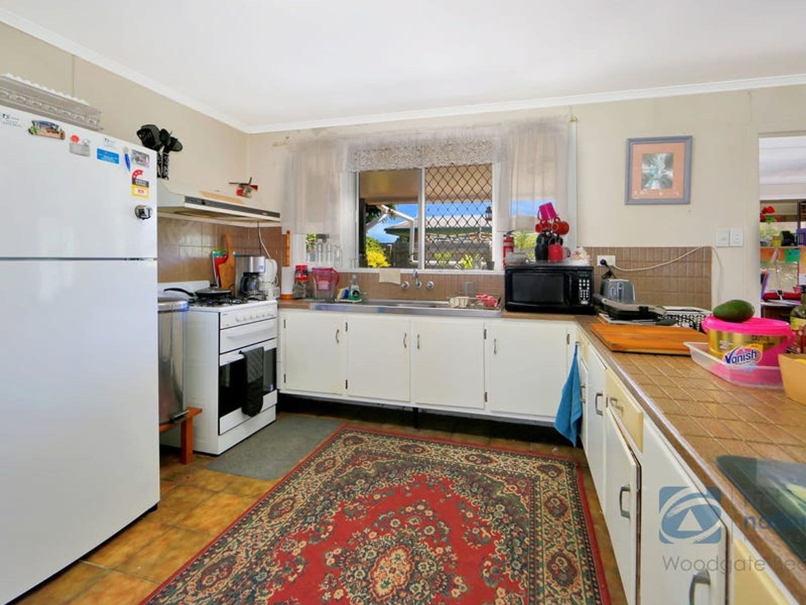 15 Redmond Street, Avenell Heights QLD 4670, Avenell Heights - Thumbnail 5