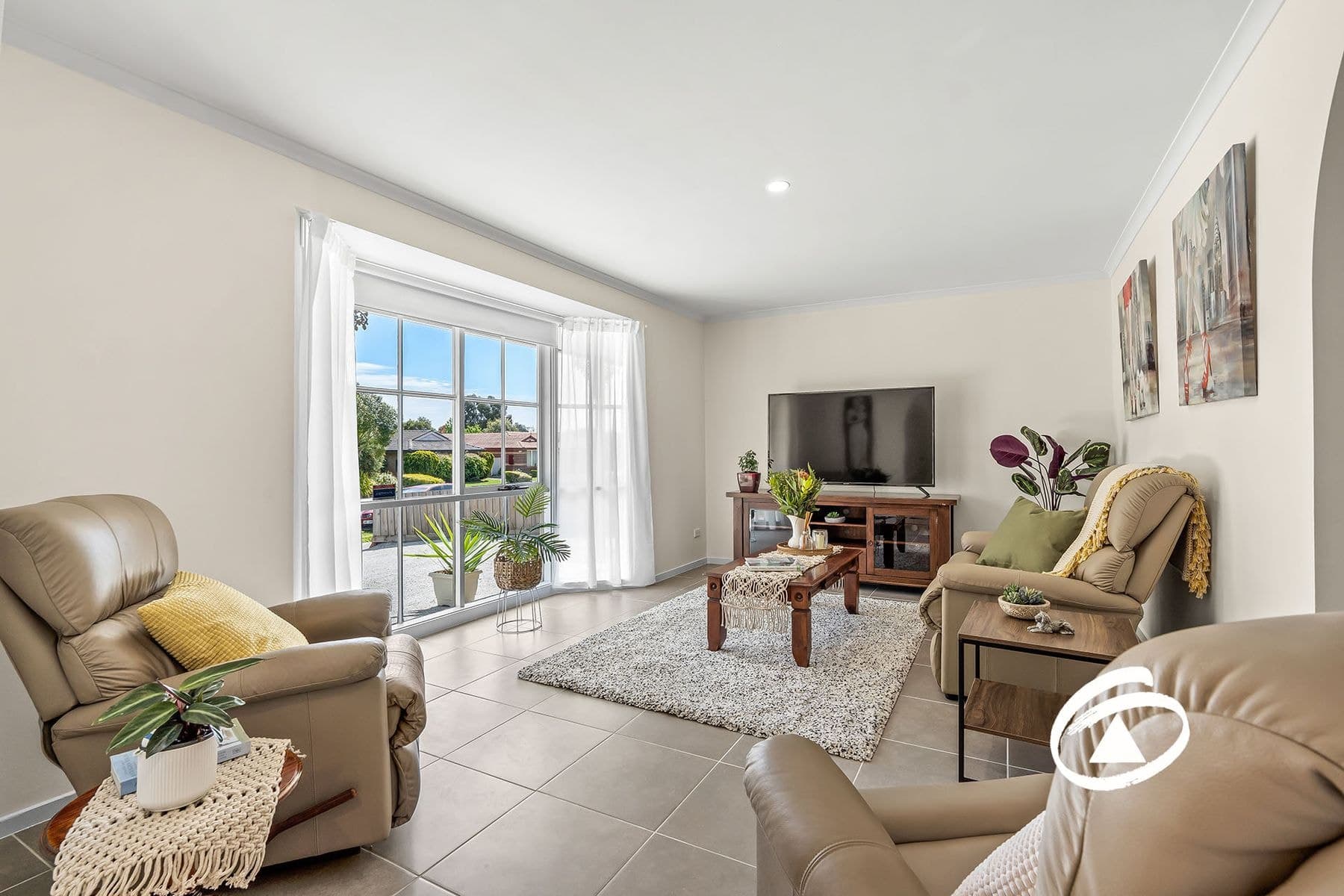 18 Wesley Drive, Narre Warren VIC 3805, Narre Warren - Thumbnail 2