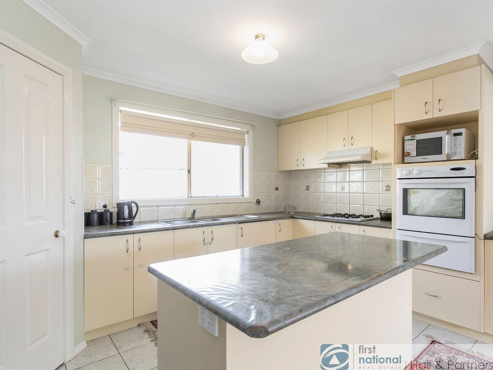 13 Farskiene Place, Hampton Park VIC 3976, Hampton Park - Thumbnail 5