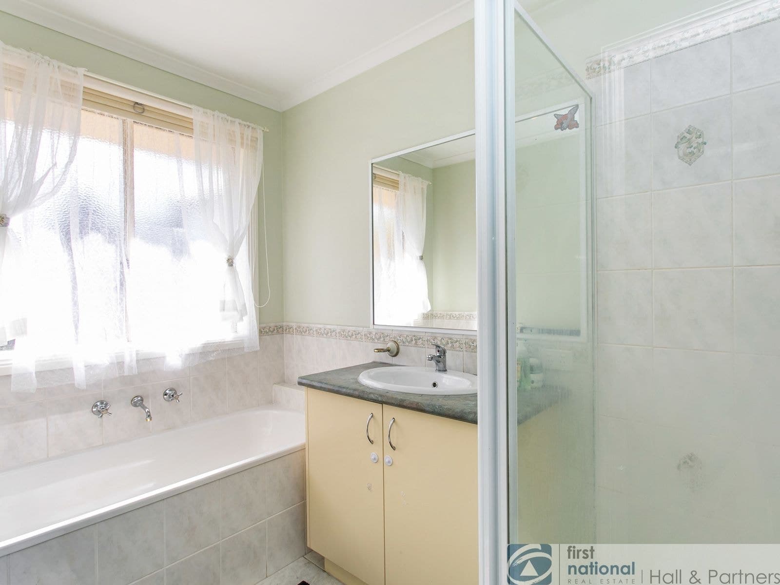 13 Farskiene Place, Hampton Park VIC 3976, Hampton Park - Thumbnail 8