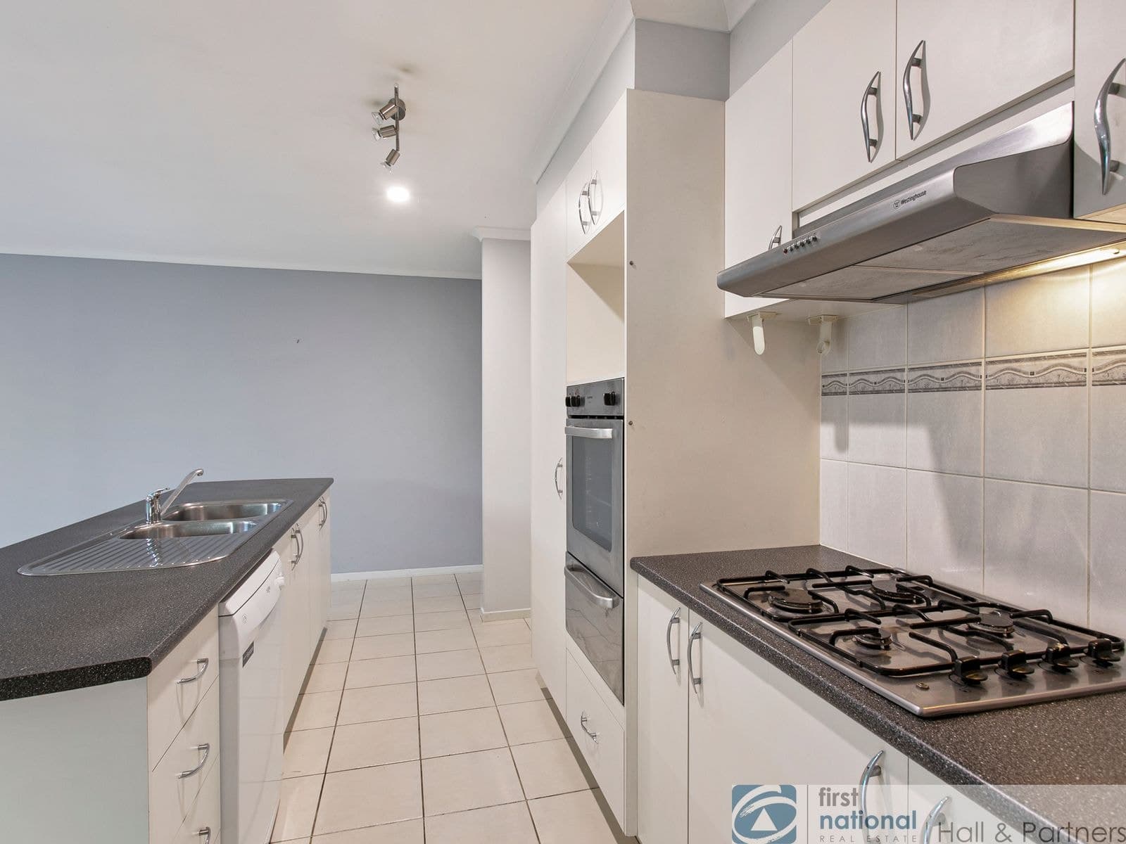 12 Taggerty Crescent, Narre Warren South VIC 3805, Narre Warren South - Thumbnail 4