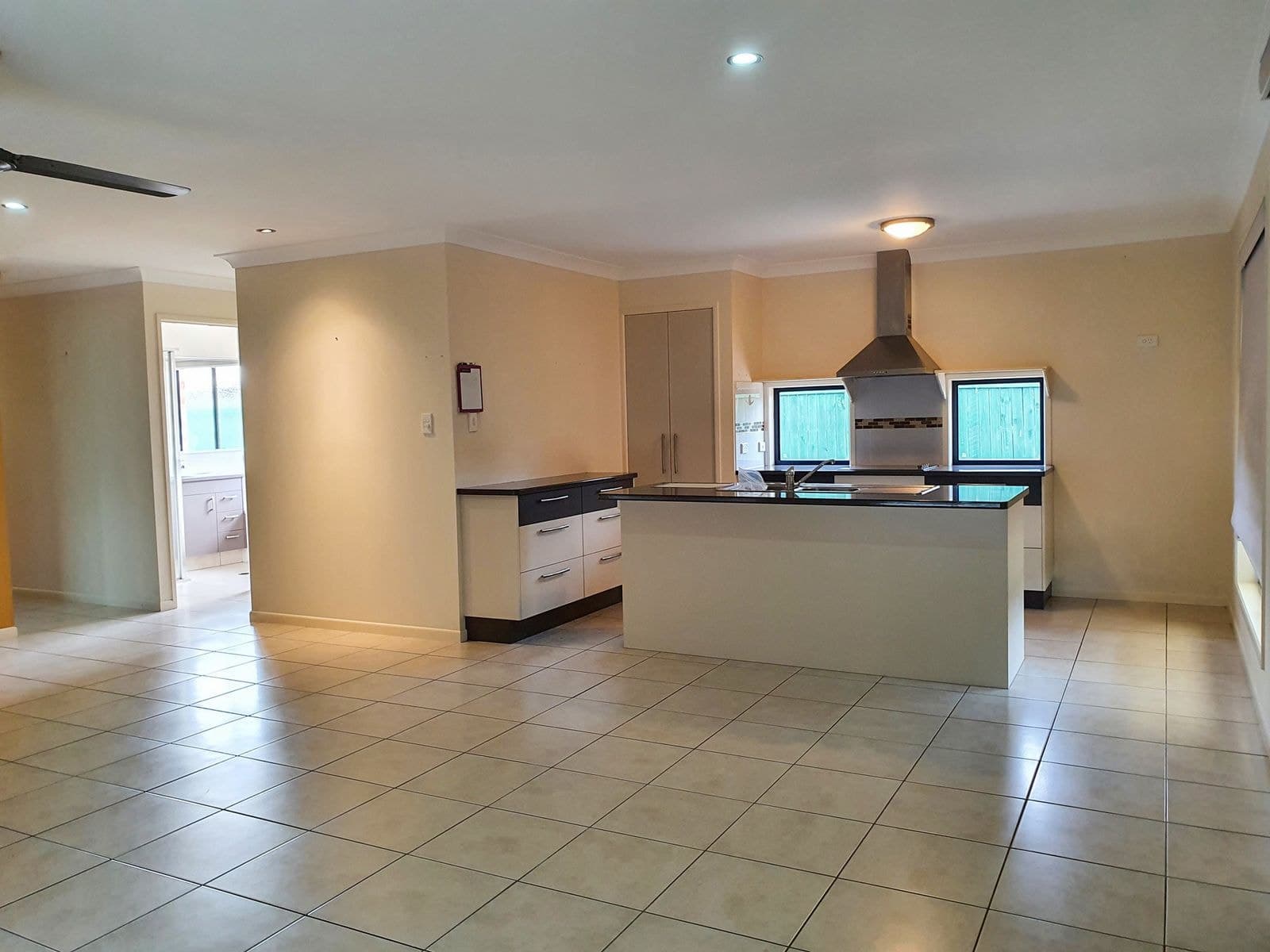 24 Neville Drive, Branyan QLD 4670, Branyan - Thumbnail 4