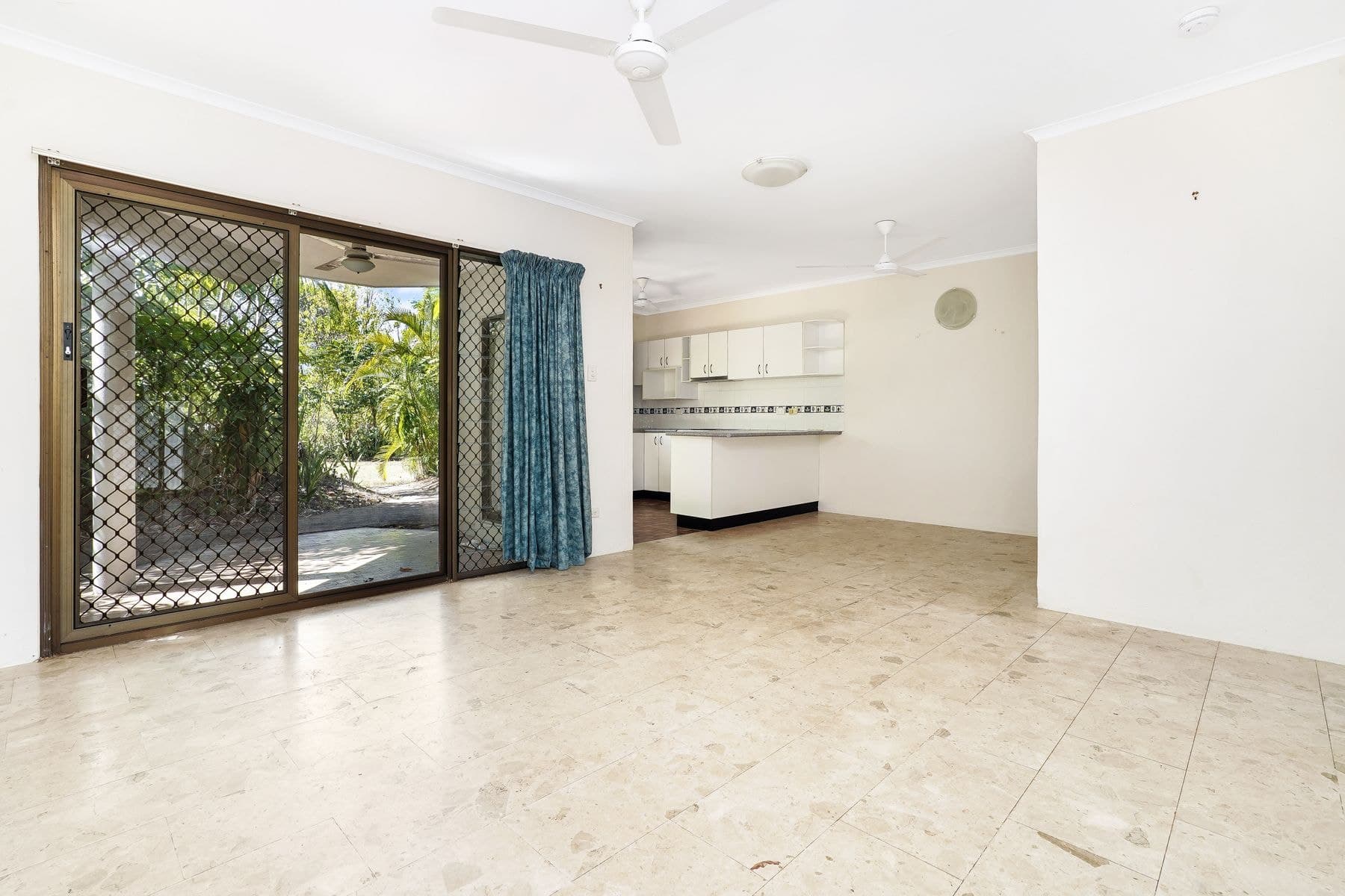41/23 Hudson Fysh Avenue, Parap NT 0820, Parap - Thumbnail 2