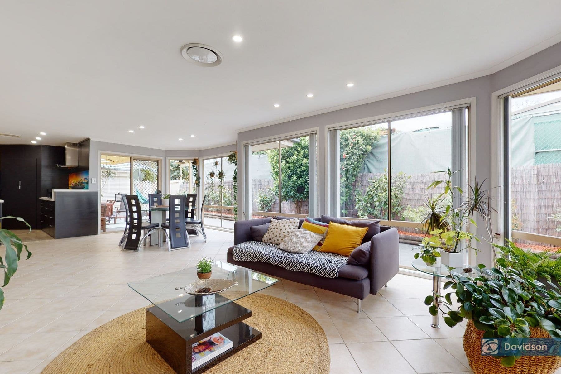 33 Huon Crescent, Holsworthy NSW 2173, Holsworthy - Thumbnail 2