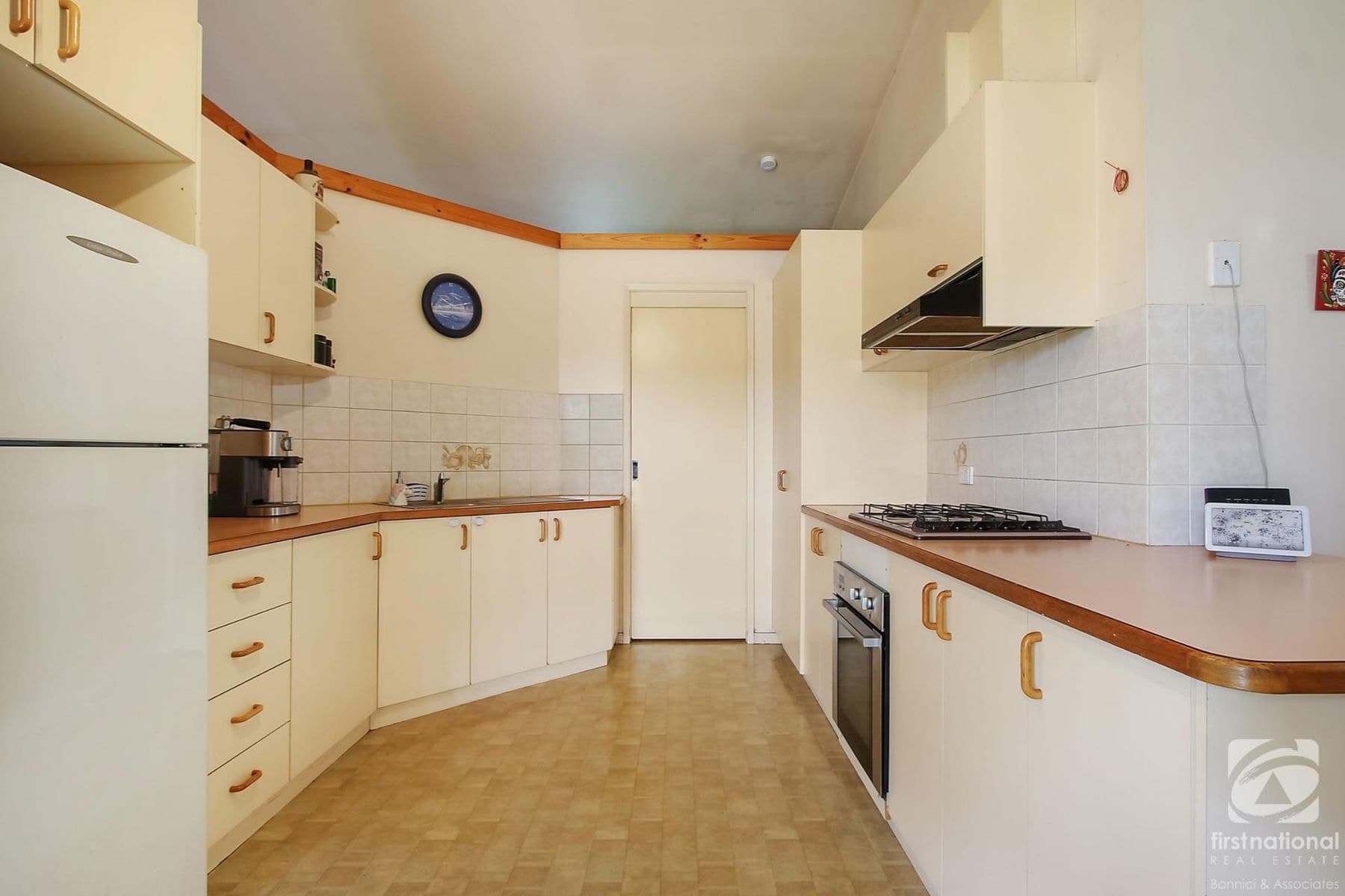 5 McEwen Crescent, West Wodonga VIC 3690, West Wodonga - Thumbnail 2