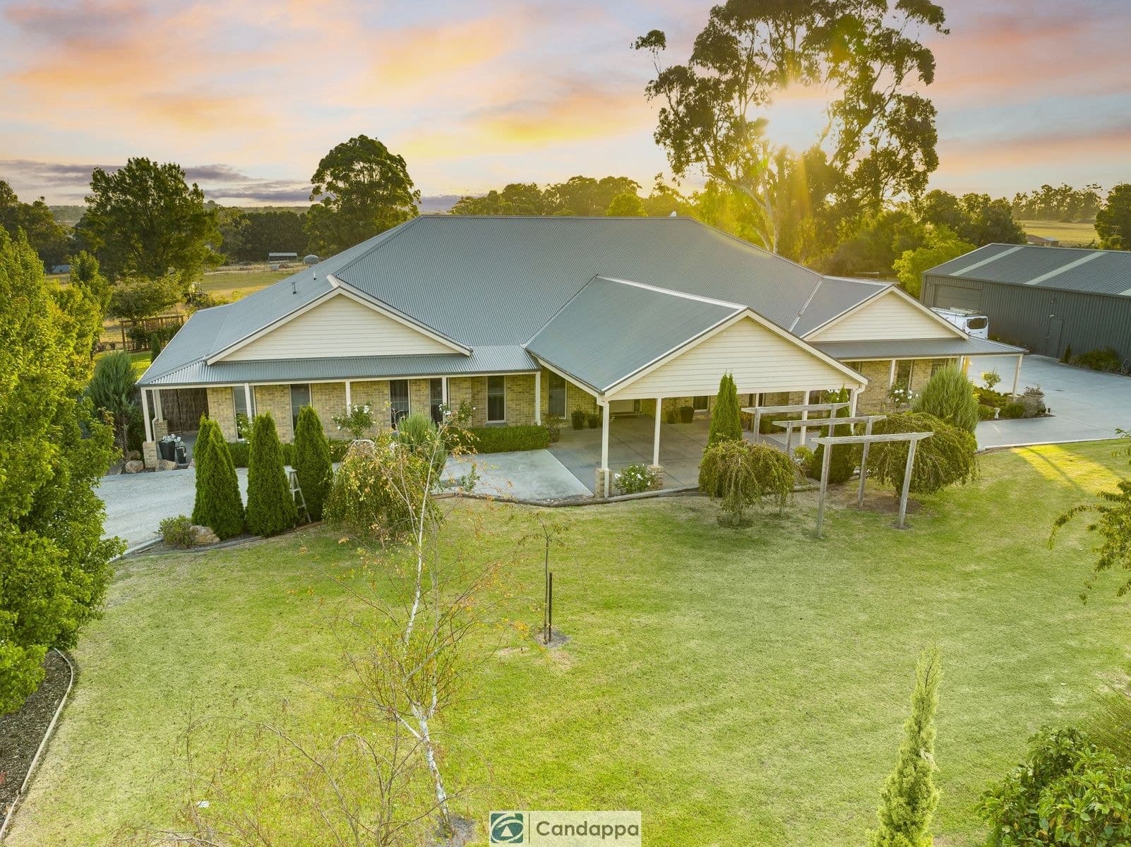 9 Oxley Court, Drouin VIC 3818, Drouin - Image 1