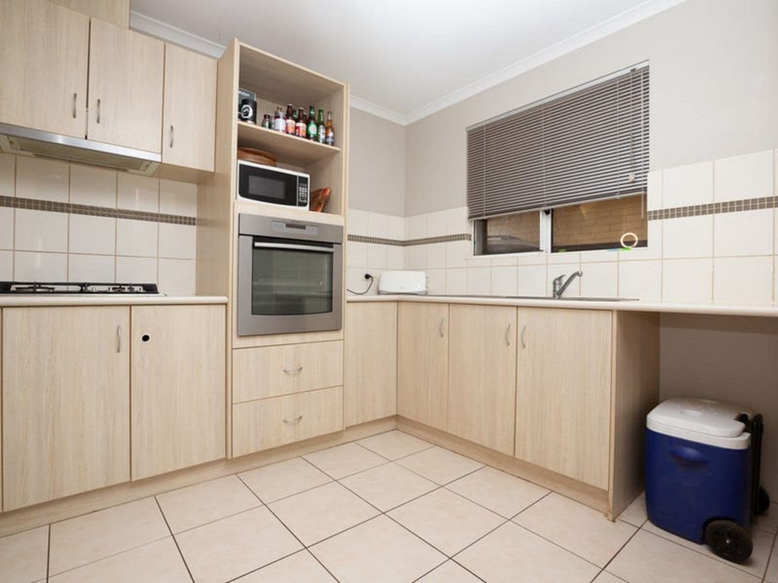 1/15 Becker Court, South Hedland WA 6722, South Hedland - Thumbnail 3