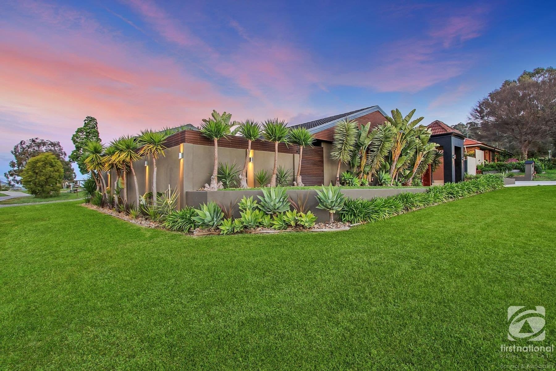 8 McCulloch Crescent, West Wodonga VIC 3690, West Wodonga - Image 1