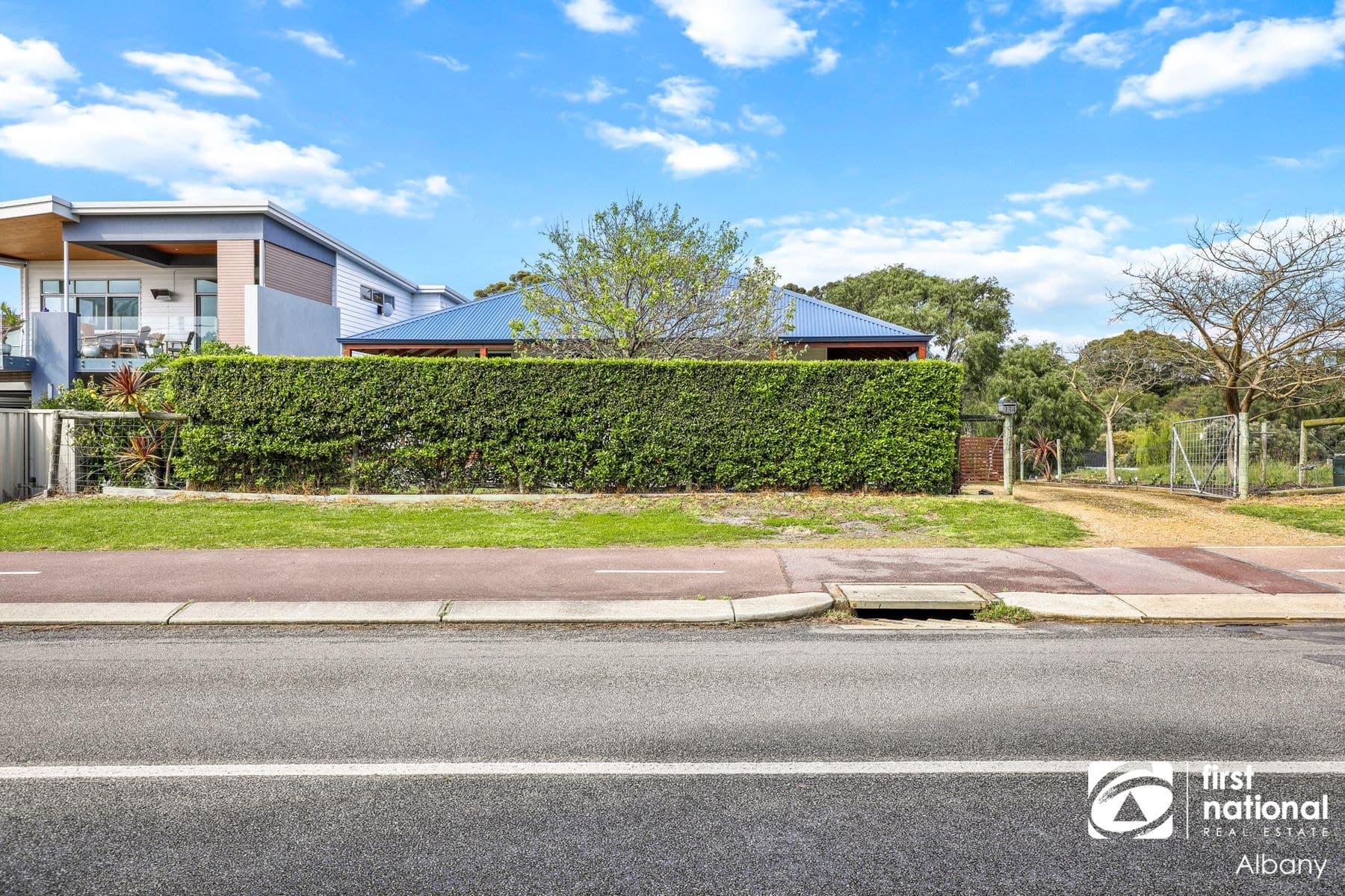 134 Bay View Drive, Little Grove WA 6330, Little Grove - Thumbnail 5