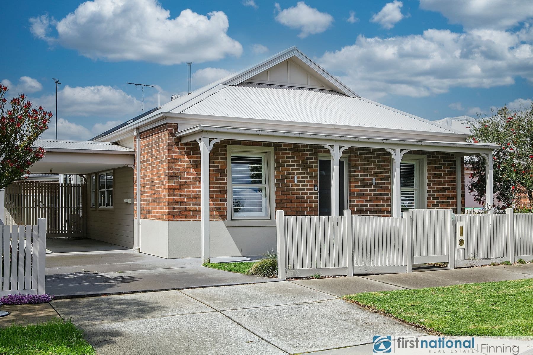 7 Daws Street, Cranbourne East VIC 3977, Cranbourne East - Image 1