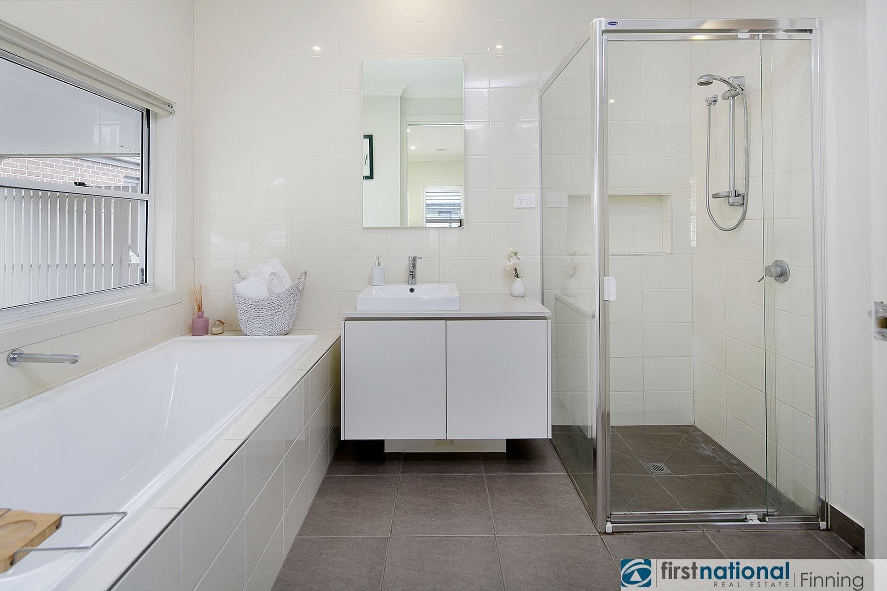 7 Daws Street, Cranbourne East VIC 3977, Cranbourne East - Thumbnail 3