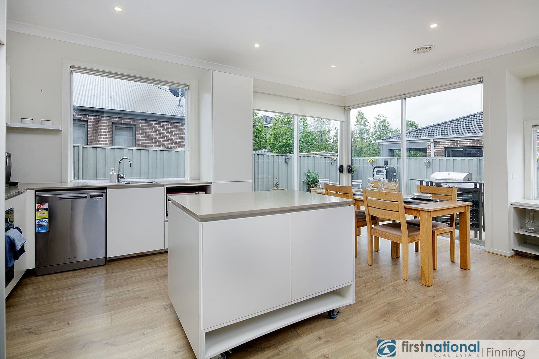 7 Daws Street, Cranbourne East VIC 3977, Cranbourne East - Thumbnail 6