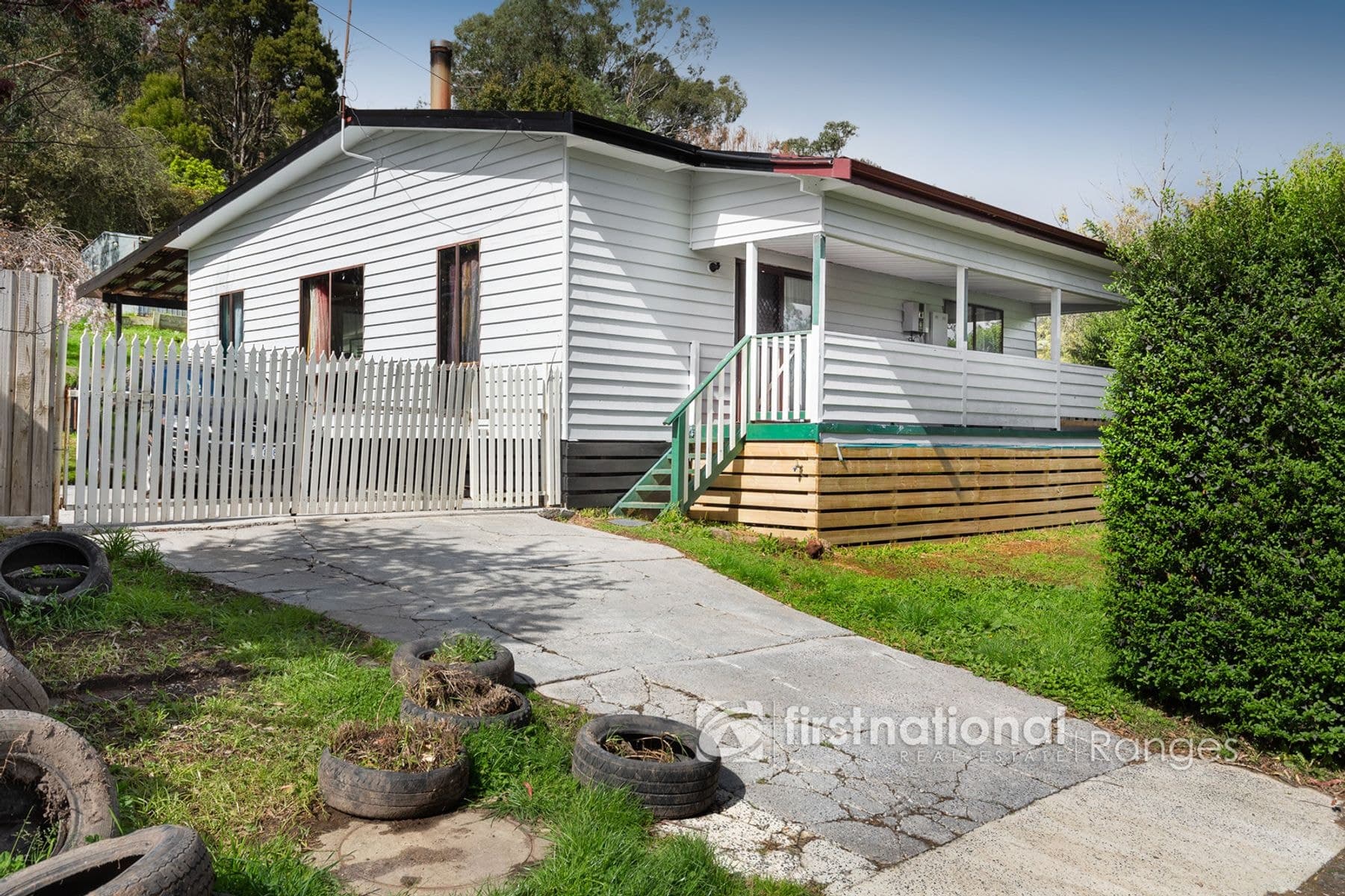 96 Woori Yallock Road, Cockatoo VIC 3781, Cockatoo - Thumbnail 2