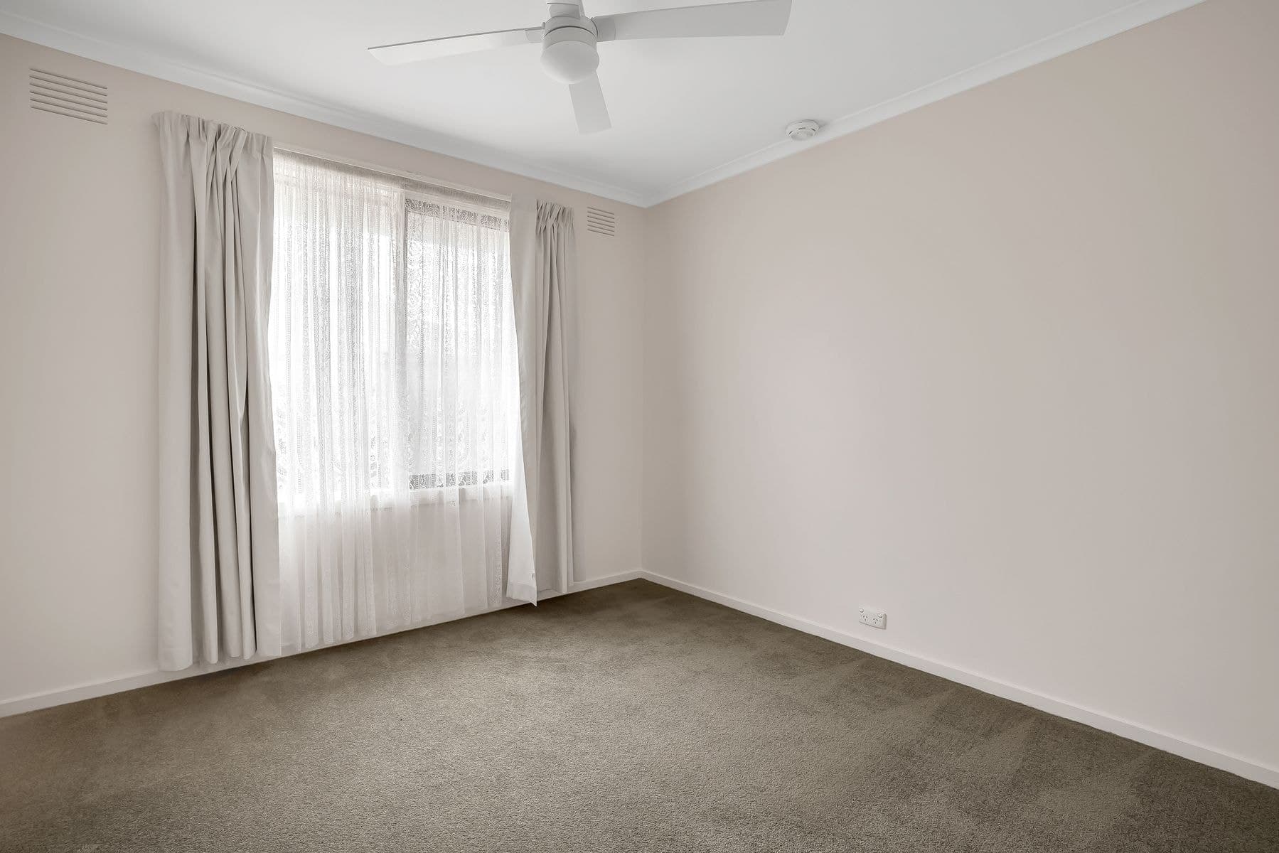 4 Priestley Avenue, Hoppers Crossing VIC 3029, Hoppers Crossing - Thumbnail 8