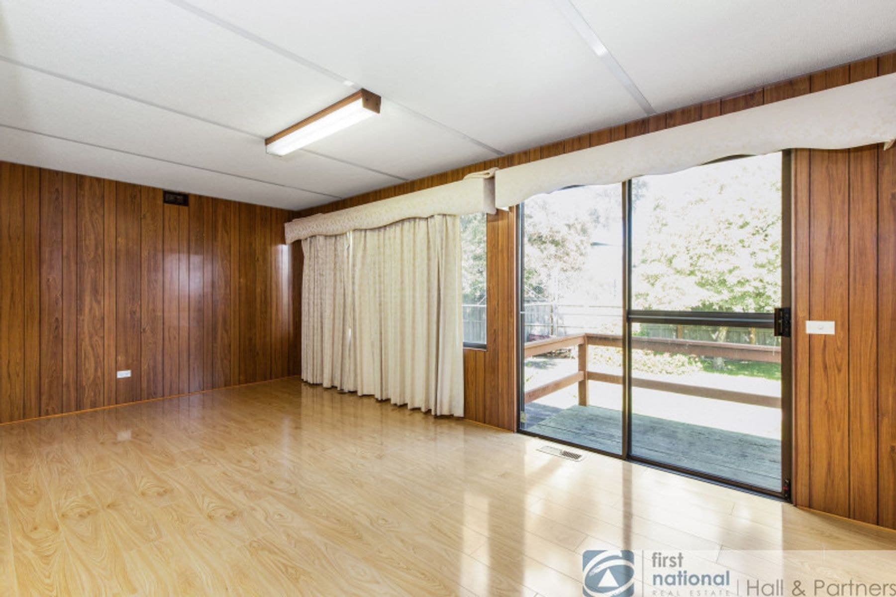 99 Neasham Drive, Dandenong North VIC 3175, Dandenong North - Thumbnail 5