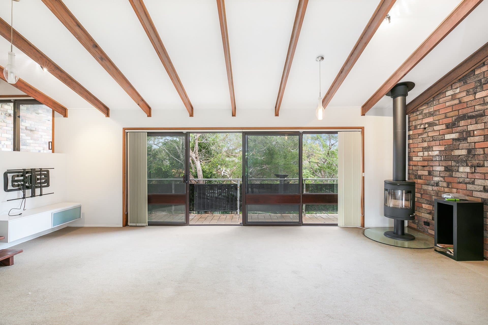 4 Nambour Road, Engadine NSW 2233, Engadine - Thumbnail 2