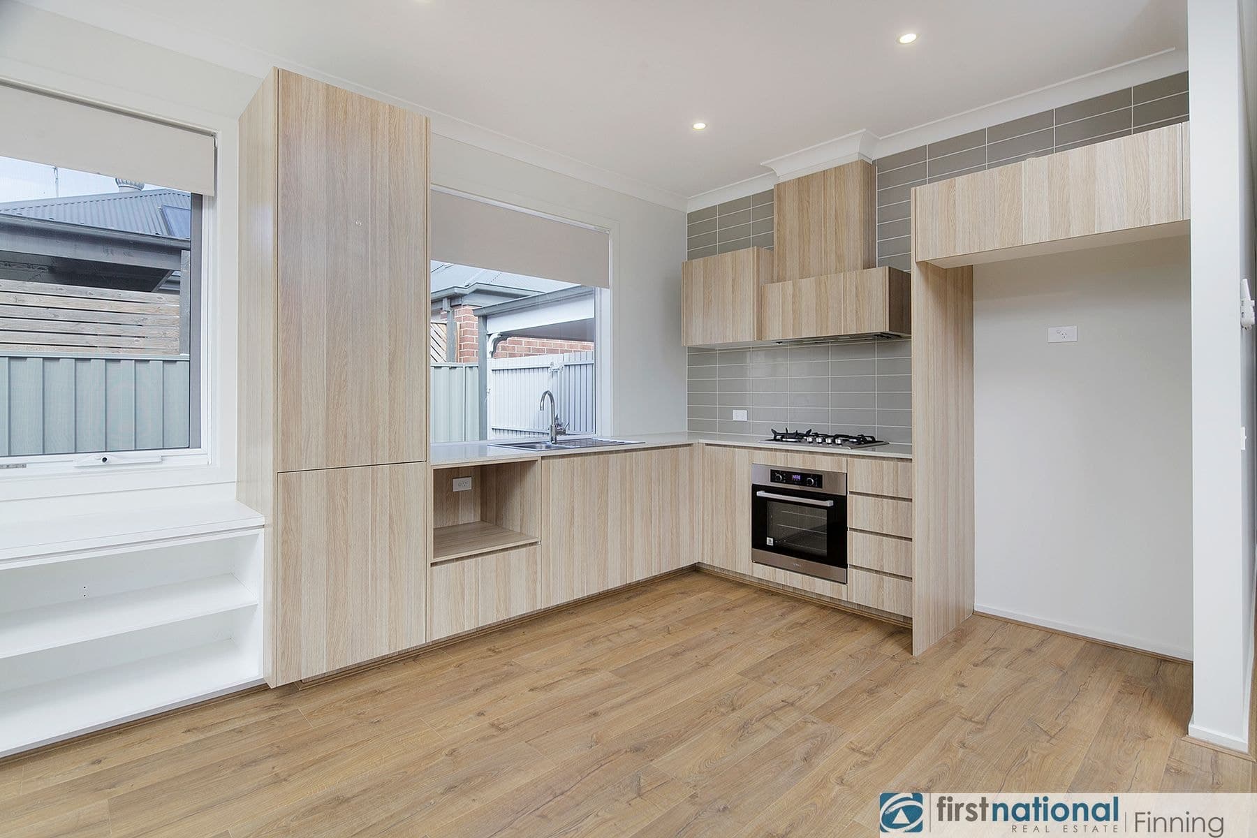 1 Daws Street, Cranbourne East VIC 3977, Cranbourne East - Thumbnail 3