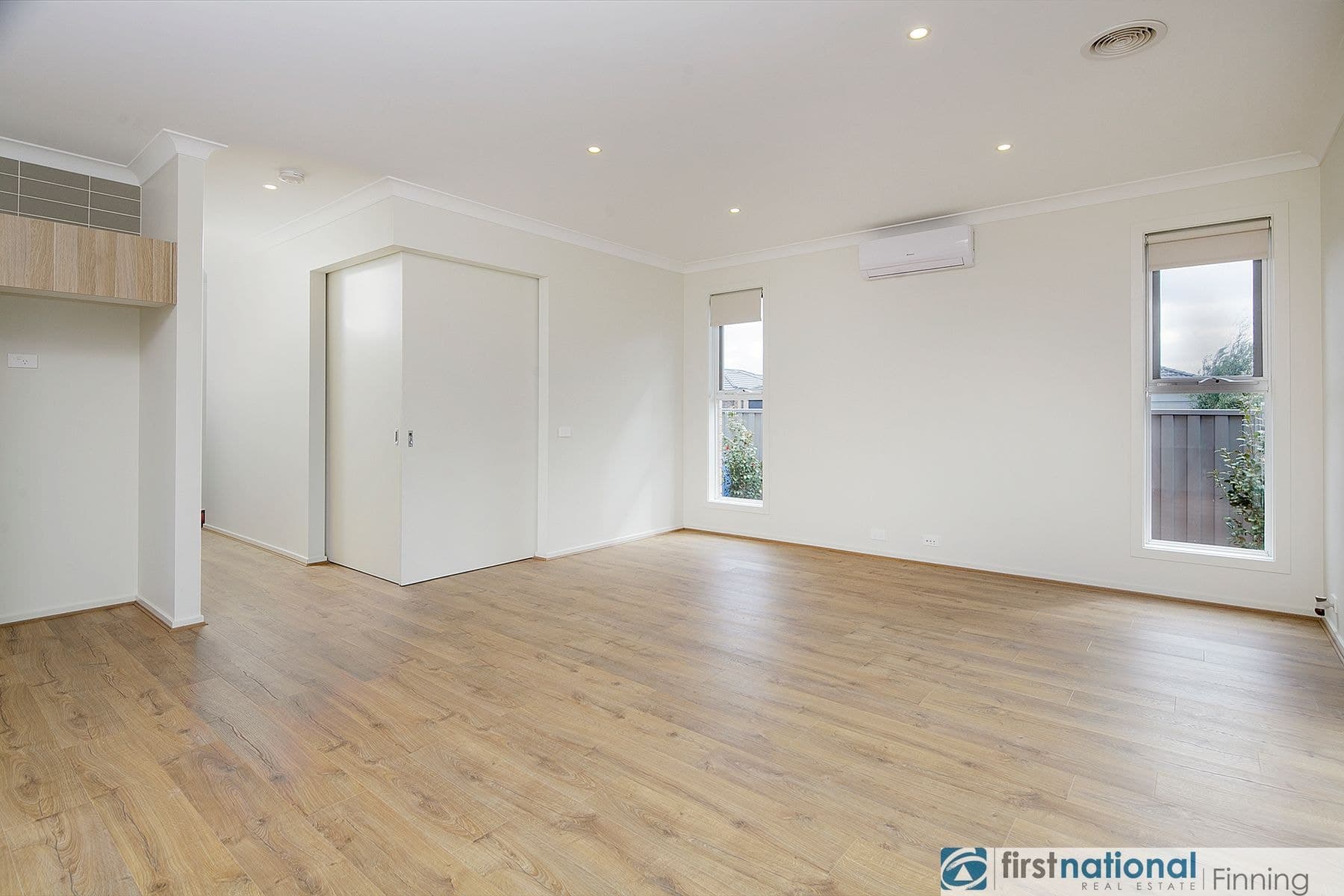 1 Daws Street, Cranbourne East VIC 3977, Cranbourne East - Thumbnail 8
