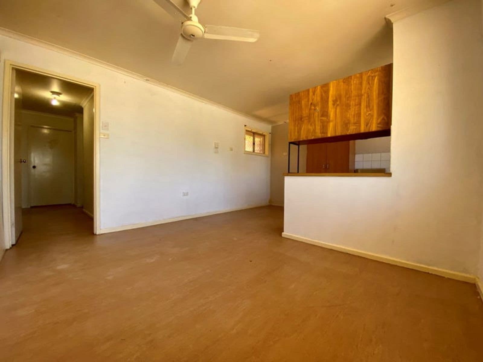 6/4 Haines Road, South Hedland WA 6722, South Hedland - Thumbnail 2