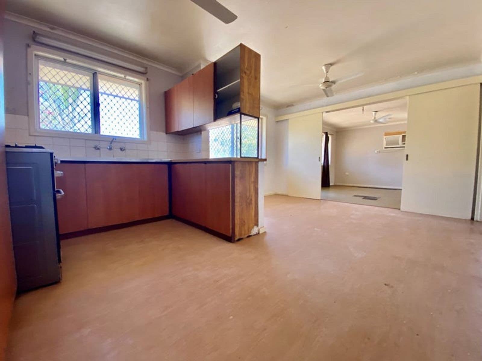 6/4 Haines Road, South Hedland WA 6722, South Hedland - Thumbnail 3