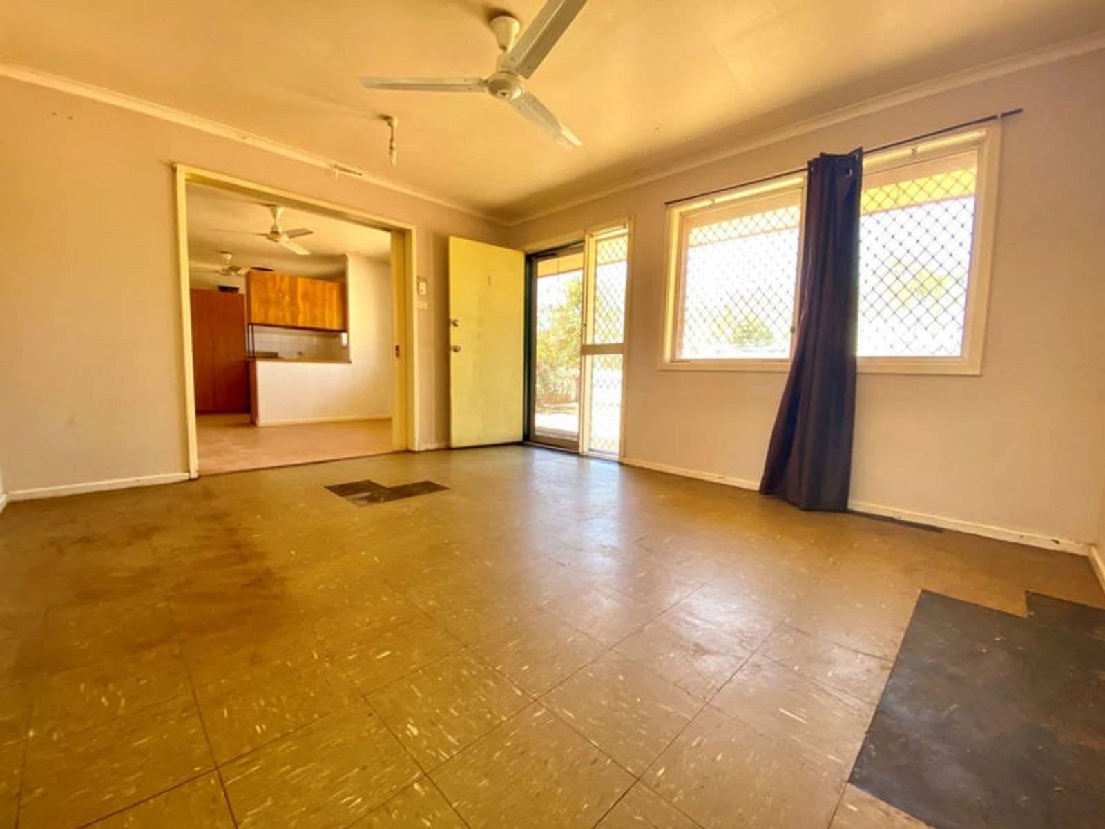 6/4 Haines Road, South Hedland WA 6722, South Hedland - Thumbnail 4