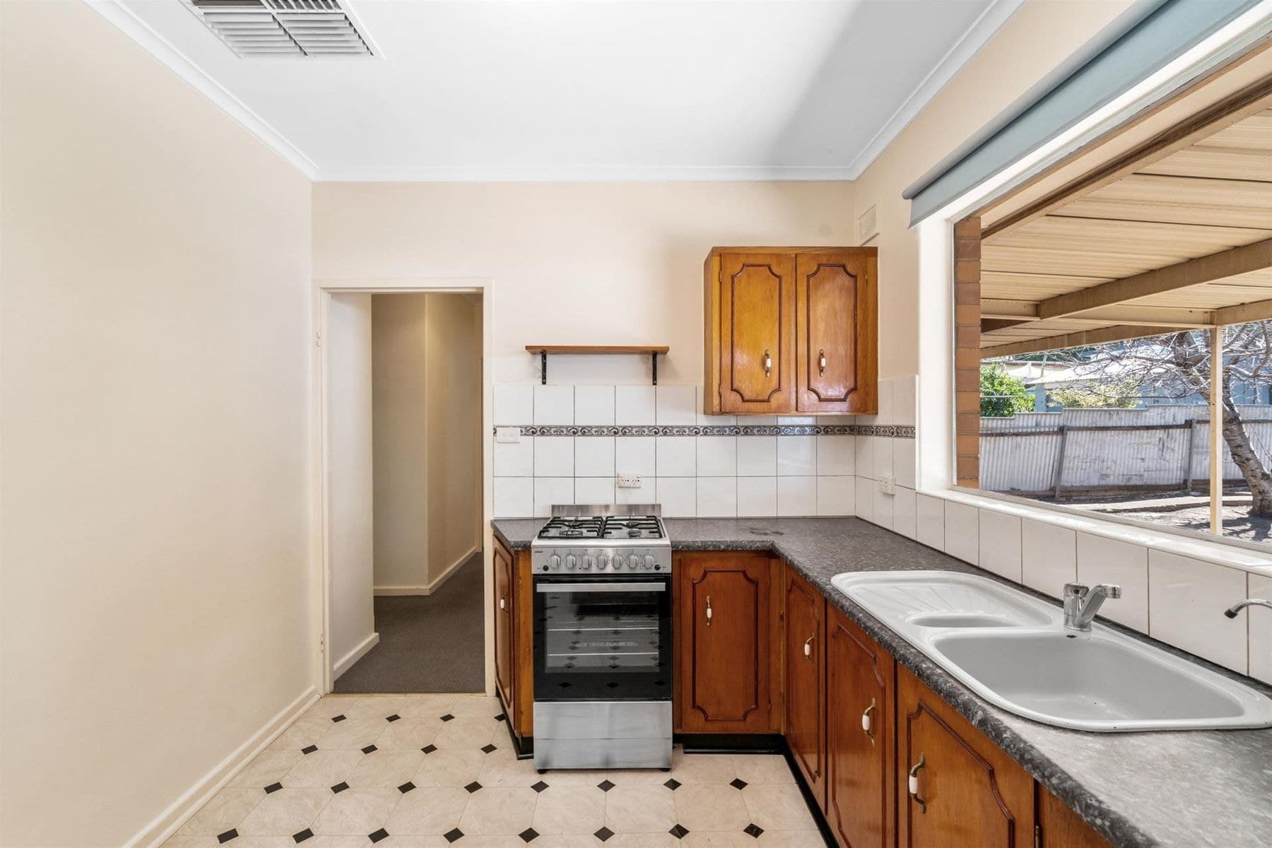16 Brigalow Avenue, Modbury SA 5092, Modbury - Thumbnail 7