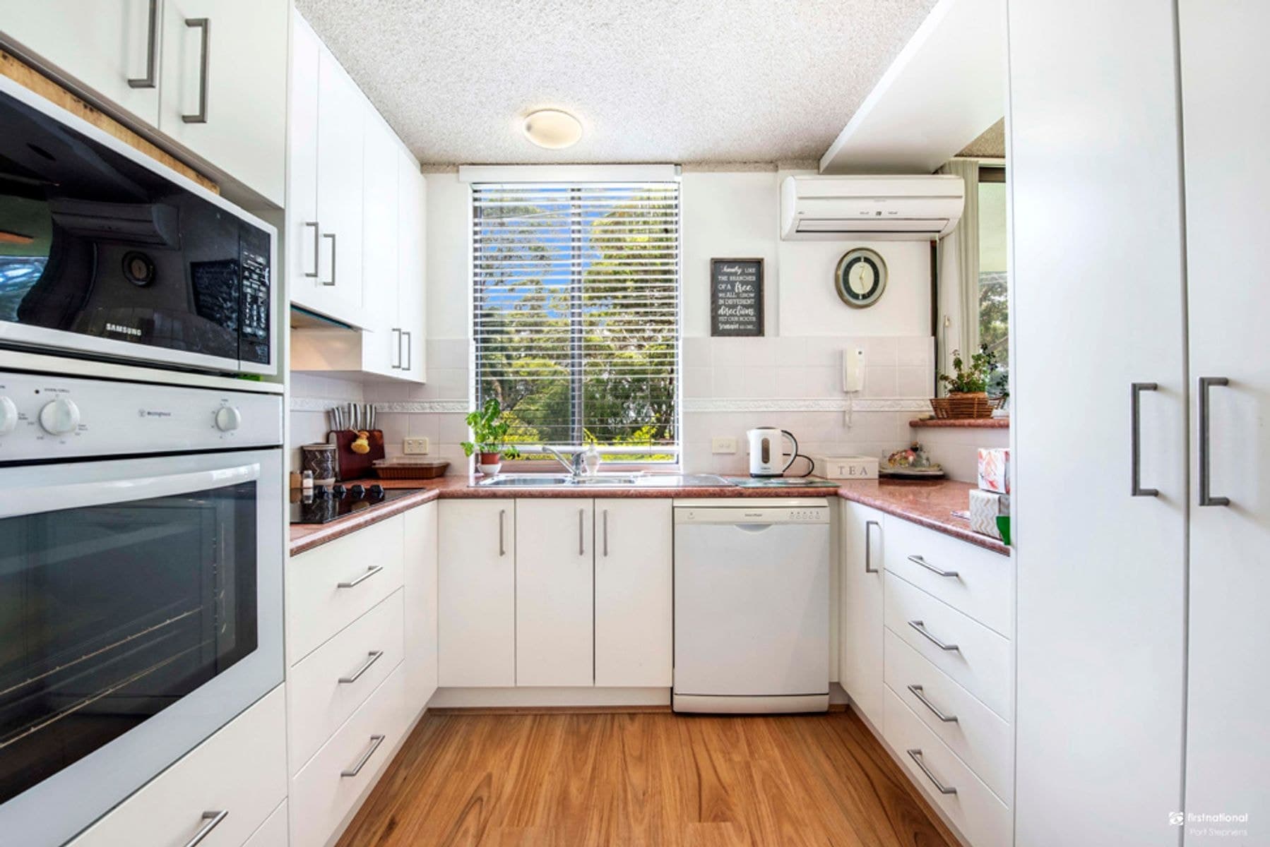 3/7 Magnus Street, Nelson Bay NSW 2315, Nelson Bay - Thumbnail 2