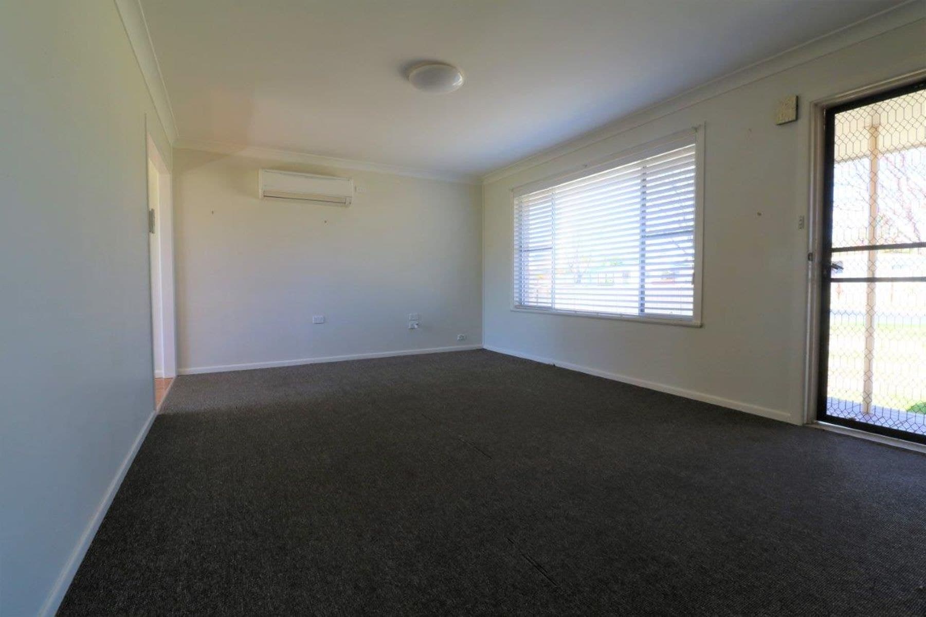 4 Digby Street, Glen Innes NSW 2370, Glen Innes - Thumbnail 3