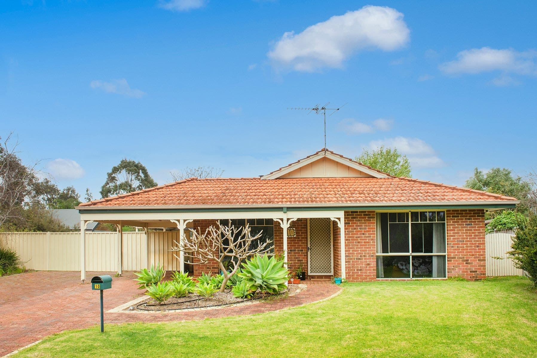 10 Karrinyup Retreat, West Busselton WA 6280, West Busselton - Image 1