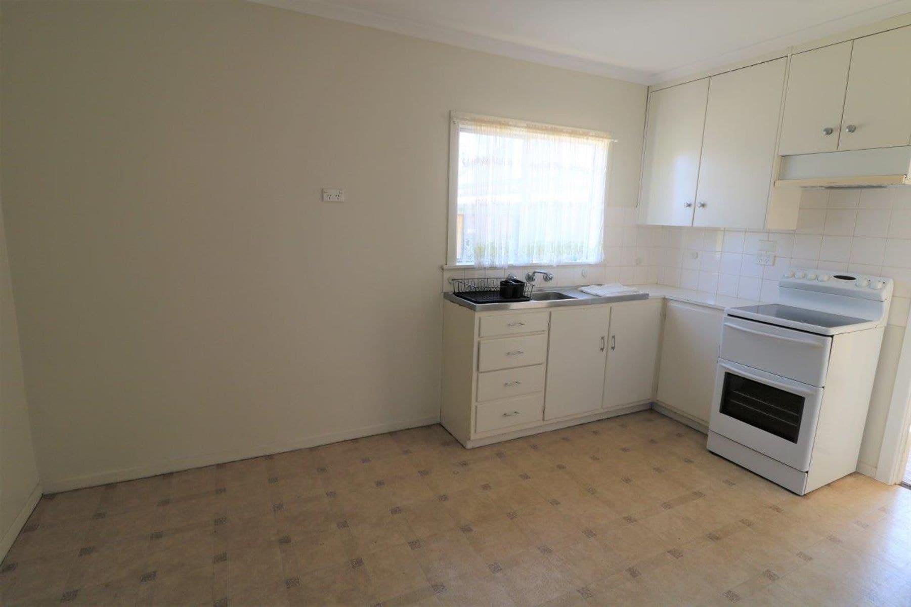26 Walter Street, Glen Innes NSW 2370, Glen Innes - Thumbnail 3