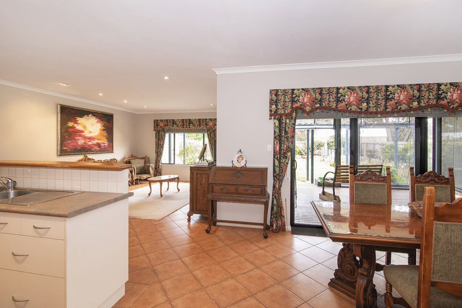 6 Hillside Avenue, Margaret River WA 6285, Margaret River - Thumbnail 3