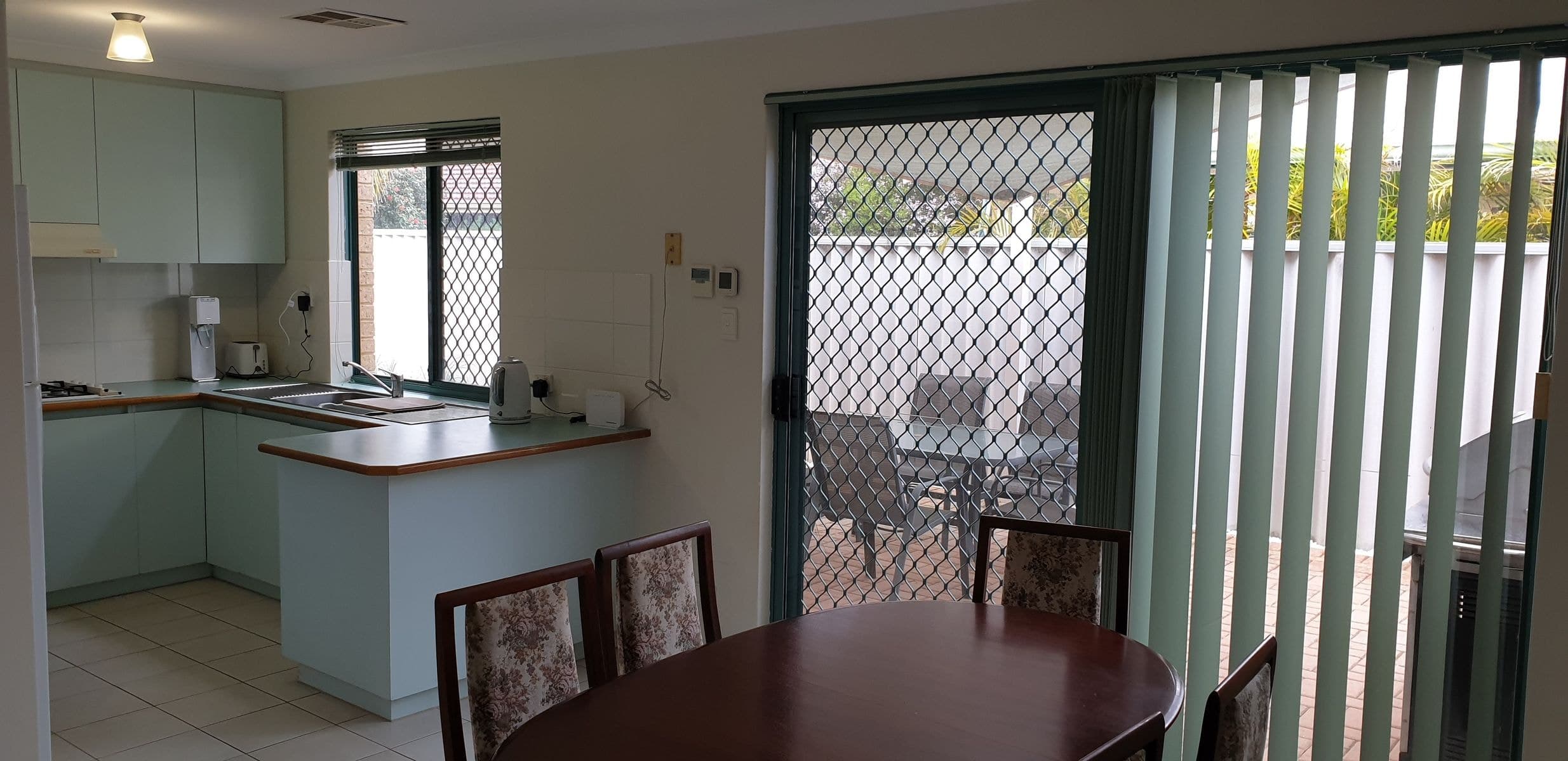 1/6 Madison Gardens, Stirling WA 6021, Stirling - Thumbnail 4