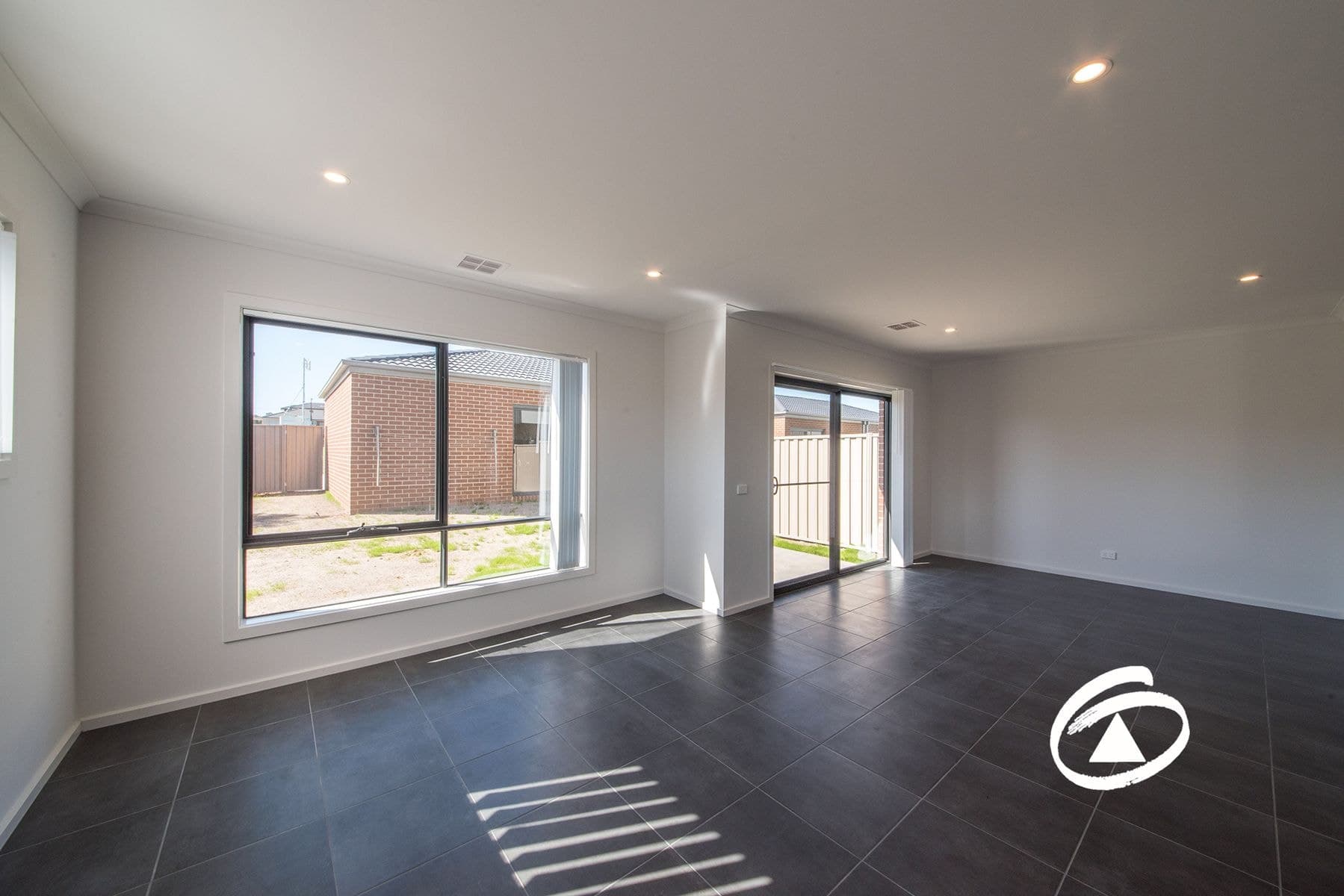 42 Renam Street, Pakenham VIC 3810, Pakenham - Thumbnail 8