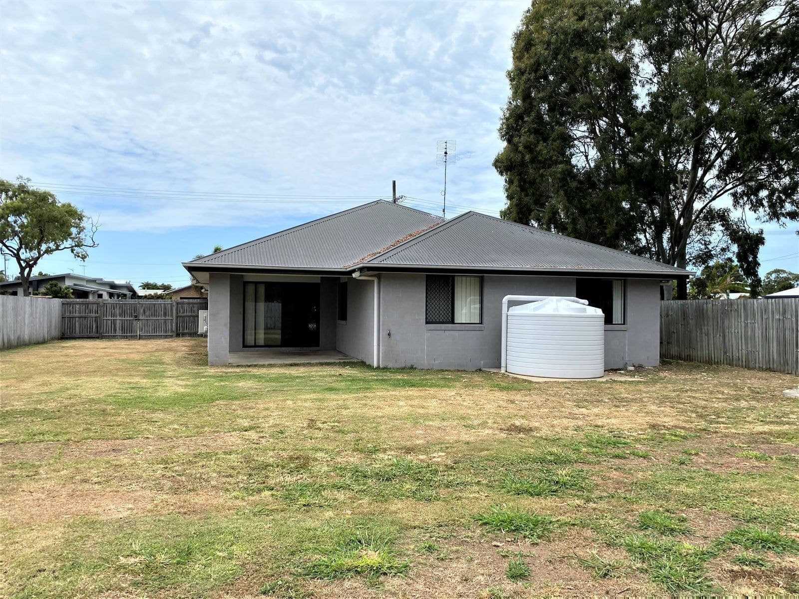 6 Tindaridge Court, Hay Point QLD 4740, Hay Point - Thumbnail 2